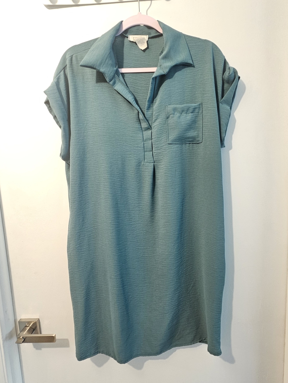 Espresso Teal Top with Red Accent